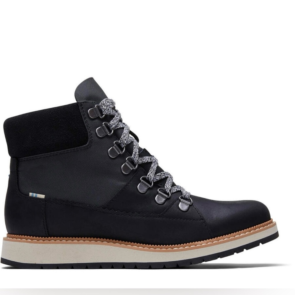 TOMS Mesa waterproof bootie sz 6